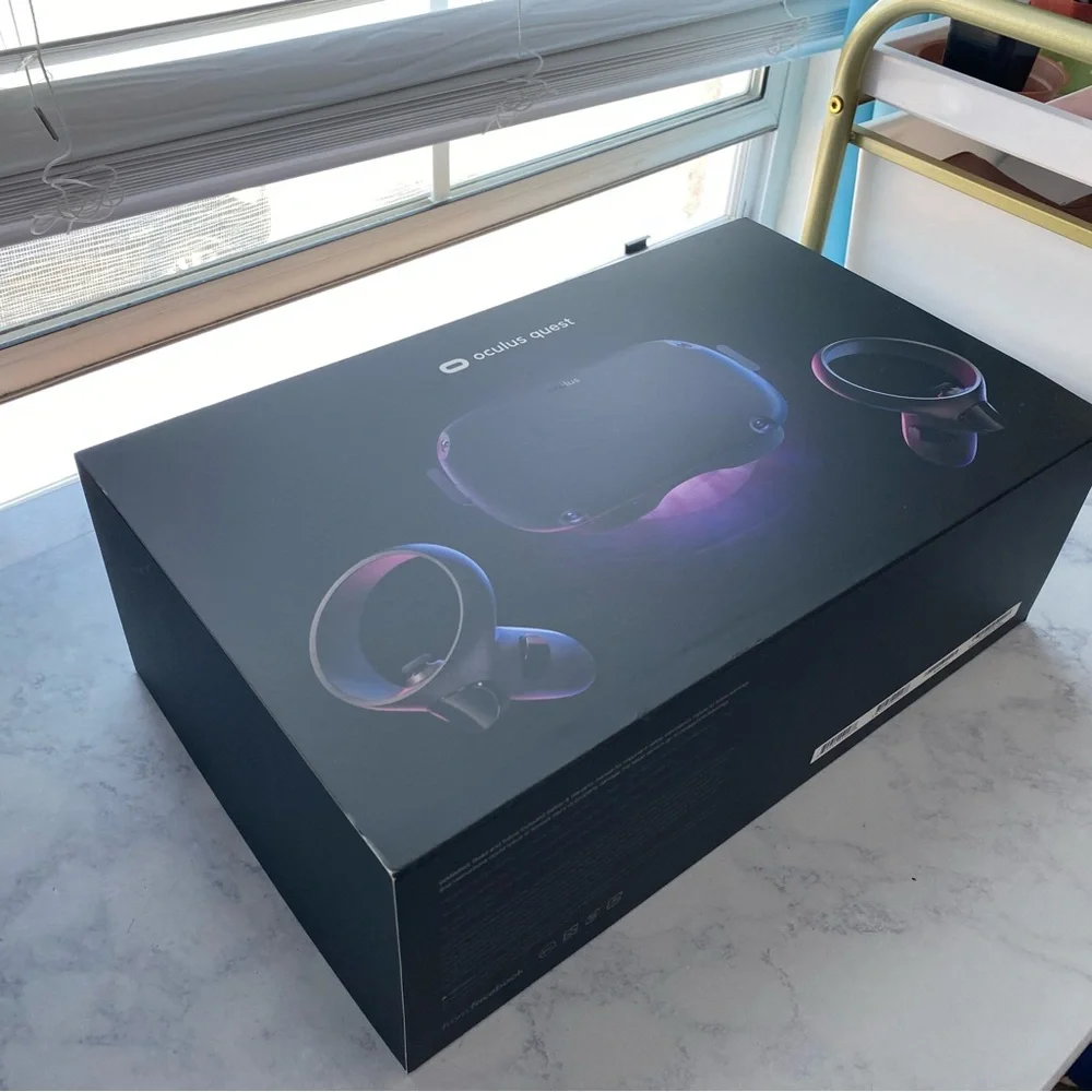 Oculus Quest VR Headset - Black